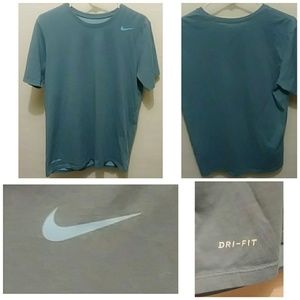 Nike dri-fit t-shirt